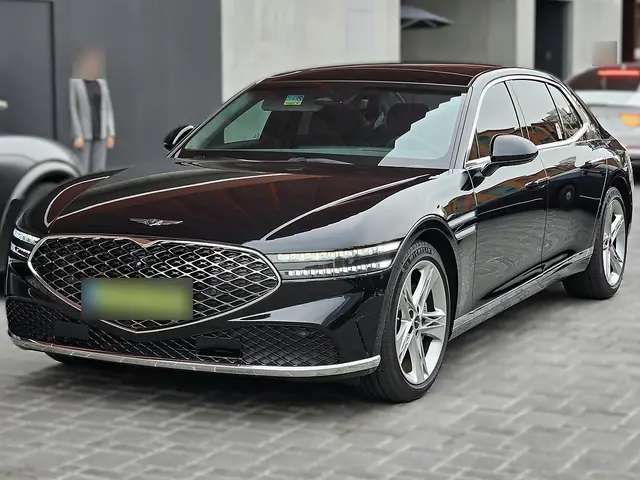 G90 (RS4) 앞모습 대표 이미지